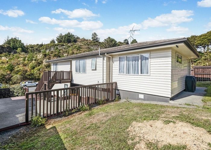  at 2 Abbey Way, Whitby, Porirua