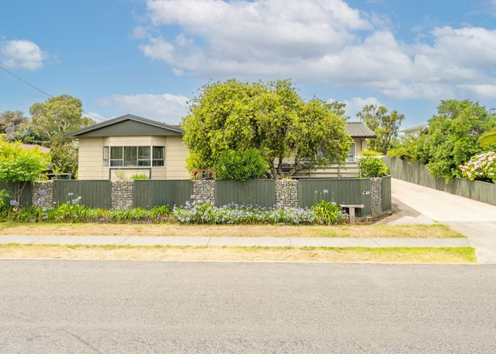  at 42 Rogers Road, Bay View, Napier