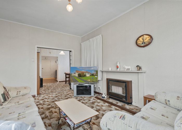  at 112 Savage Crescent, West End, Palmerston North, Manawatu / Whanganui