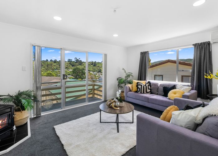  at 9 Takanini Grove, Stokes Valley, Lower Hutt