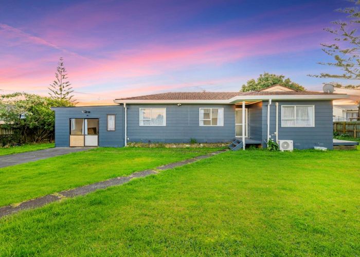 at 21 Secretariat Place, Randwick Park, Manukau City, Auckland