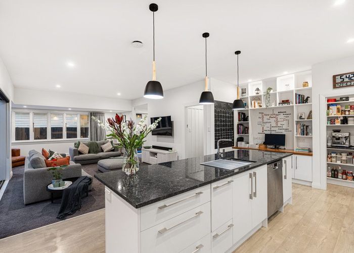  at 19 Francis Avenue, St. Albans, Christchurch City, Canterbury