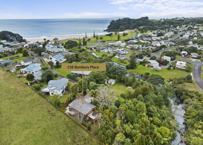  at 158 Bambury Place, Onemana