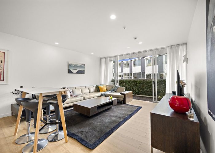  at 2B/6 Fisher-point Drive, Freemans Bay, Auckland