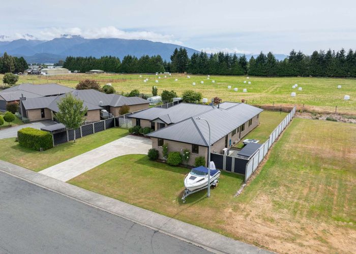  at 27 Orbell Crescent, Te Anau, Te Anau