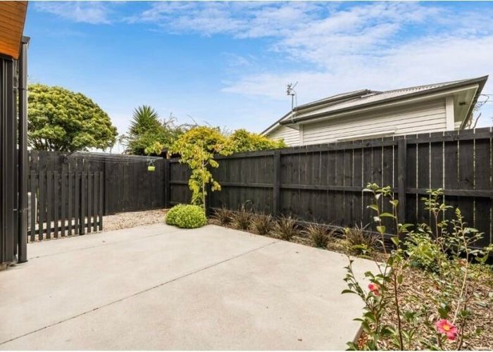 at 2/12 Hume Street, Sydenham, Christchurch City, Canterbury