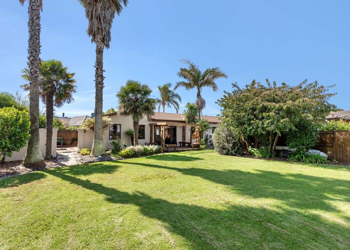  at 8 Piha Close, Papamoa, Tauranga, Bay Of Plenty