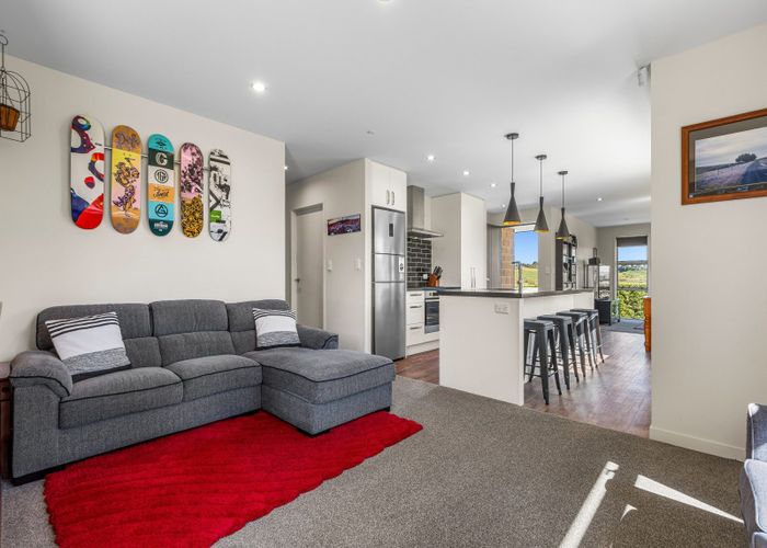  at 294 Ballintoy Park Drive, Welcome Bay, Tauranga, Bay Of Plenty