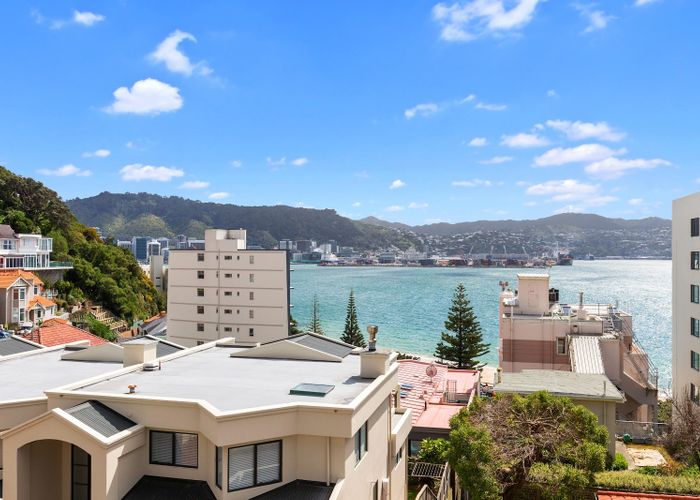  at 210 Oriental Parade, Oriental Bay, Wellington, Wellington