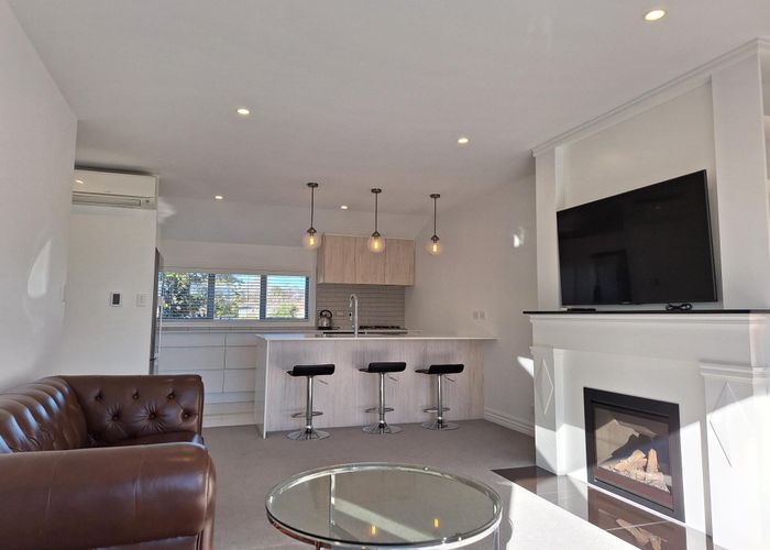  at 6/52 Fendalton Road, Fendalton, Christchurch
