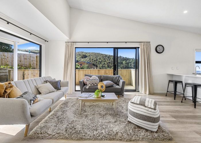  at 4/18A Cathie Place, Karori, Wellington