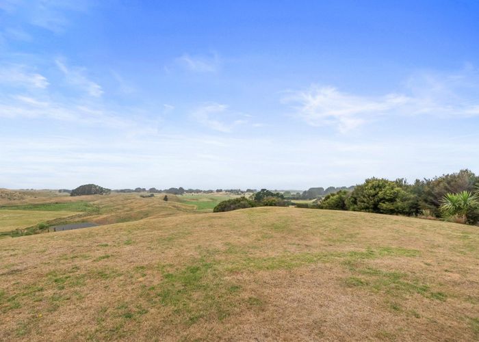  at 398 Hokio Sand Road, Hokio Beach