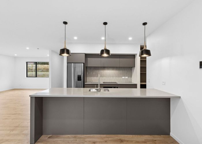  at 6 Lake McKay Drive, Luggate, Wanaka, Otago