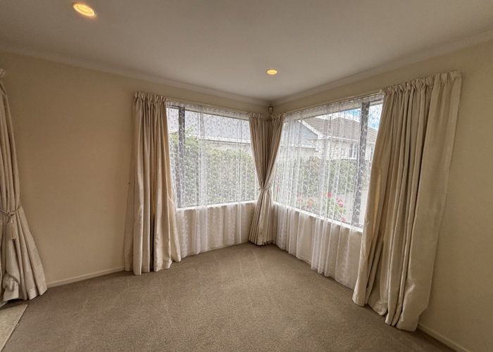  at 2/137 Harewood Road, Papanui, Christchurch
