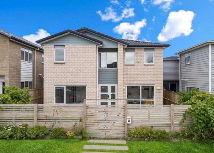  at 9 Fong Road, Flat Bush, Manukau City, Auckland