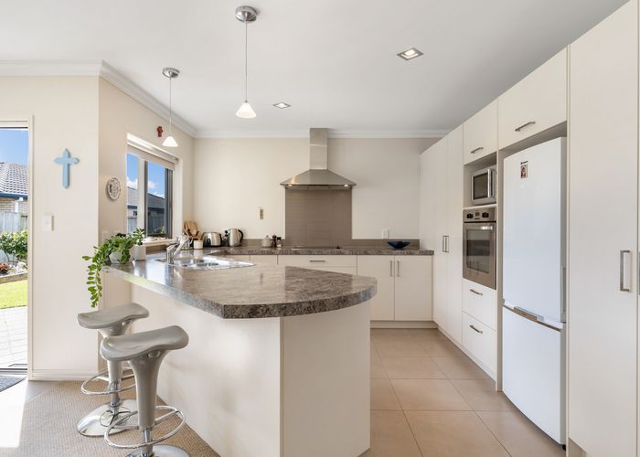  at 3 Sarah Place, Papamoa Beach, Papamoa