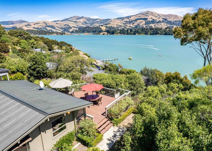  at 8 Bayview Crescent, Duvauchelle, Banks Peninsula, Canterbury