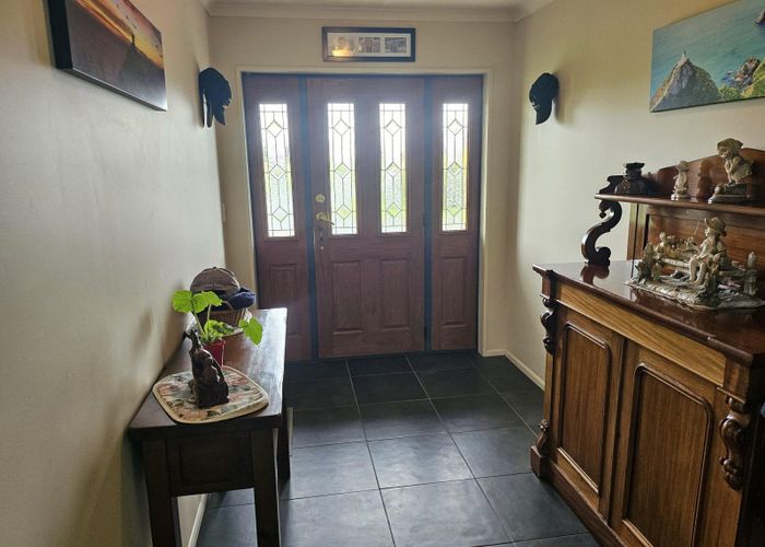  at 92 Cameron Road, Balclutha, Clutha, Otago