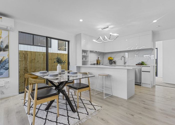  at 20B Hill Road, Papatoetoe, Manukau City, Auckland