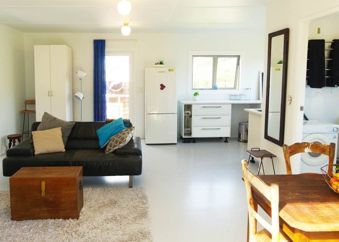  at 2/8 Te Toki Road, Waiheke Island
