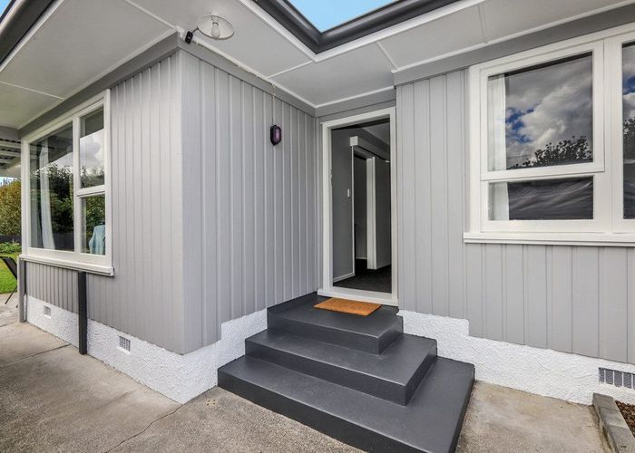  at 24 Deal Crescent, Flaxmere, Hastings