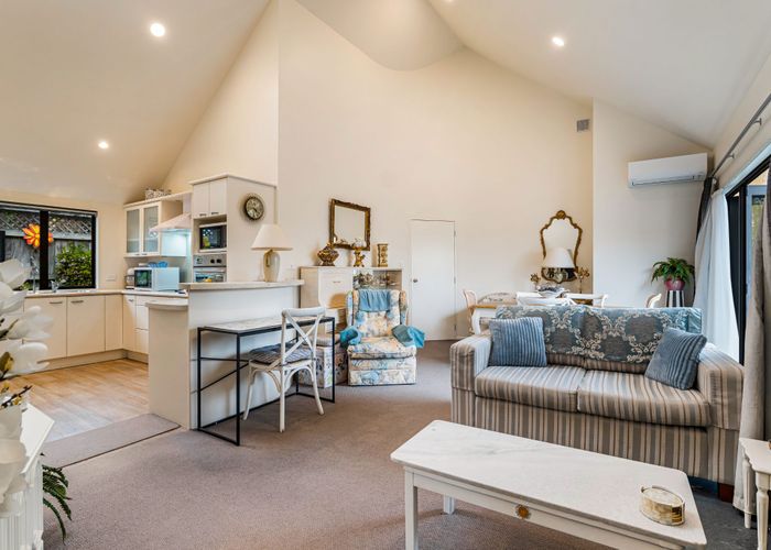  at 37 Starlight Cove, Hobsonville, Waitakere City, Auckland