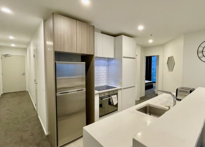  at 102/18 St Martins Lane, Grafton, Auckland City, Auckland