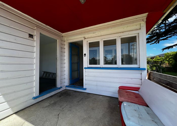  at 18 Seaforth Street, Karitane