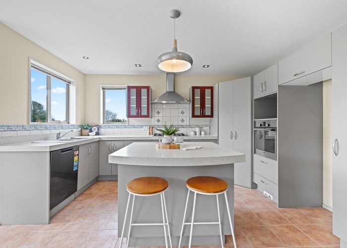  at 64 Willowview Drive, Redwood, Christchurch City, Canterbury