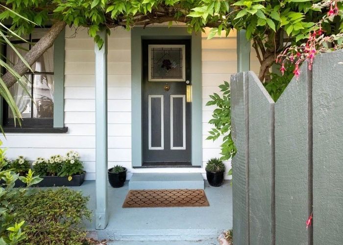  at 2 Paradise Road, Napier South, Napier, Hawke's Bay