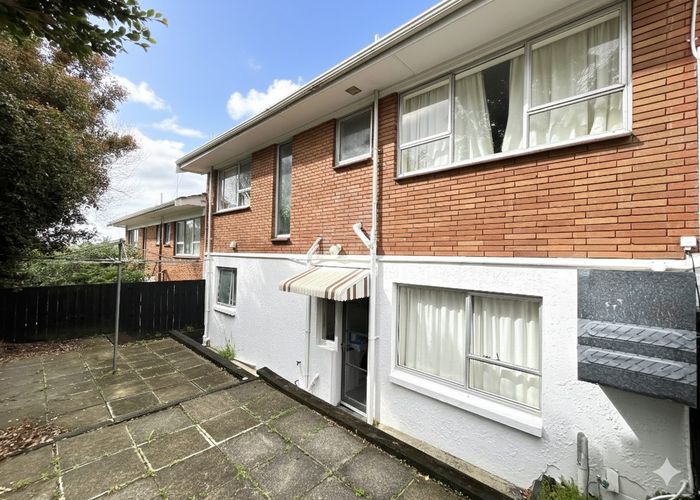  at 3/205 Onewa Road, Birkenhead, North Shore City, Auckland