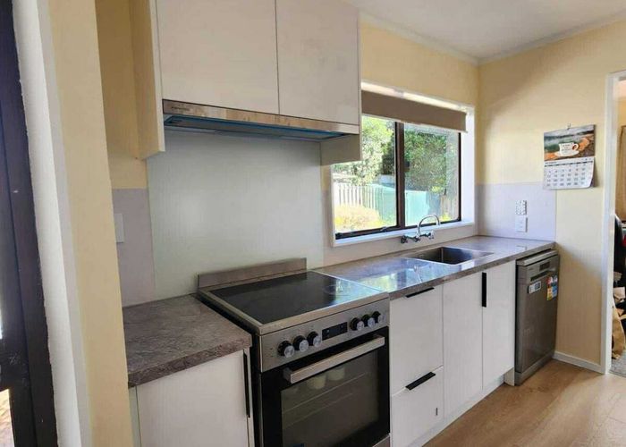  at 3 Fenchurch Grove, Stokes Valley, Lower Hutt, Wellington