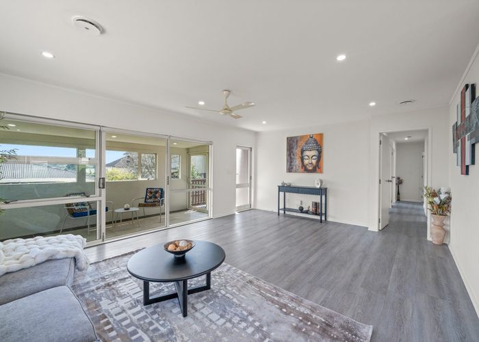  at 99B Boundary Road, Blockhouse Bay, Auckland City, Auckland