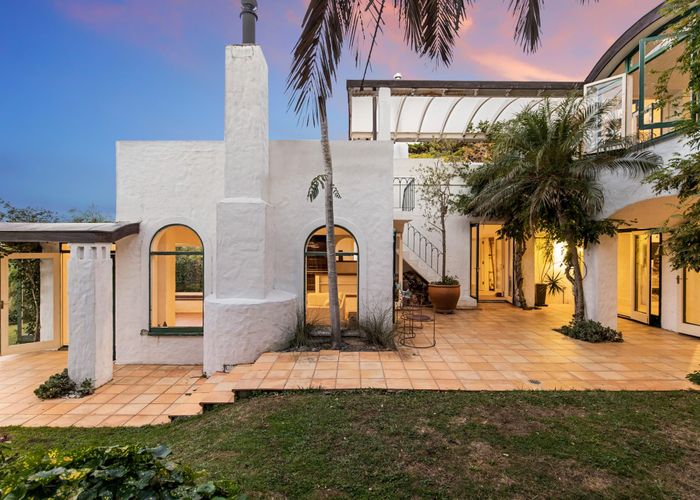  at 2 Peacock Street, Glendowie, Auckland