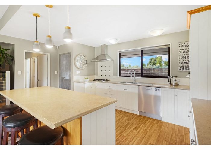  at 887 German Road, Starvation Hill, Oxford