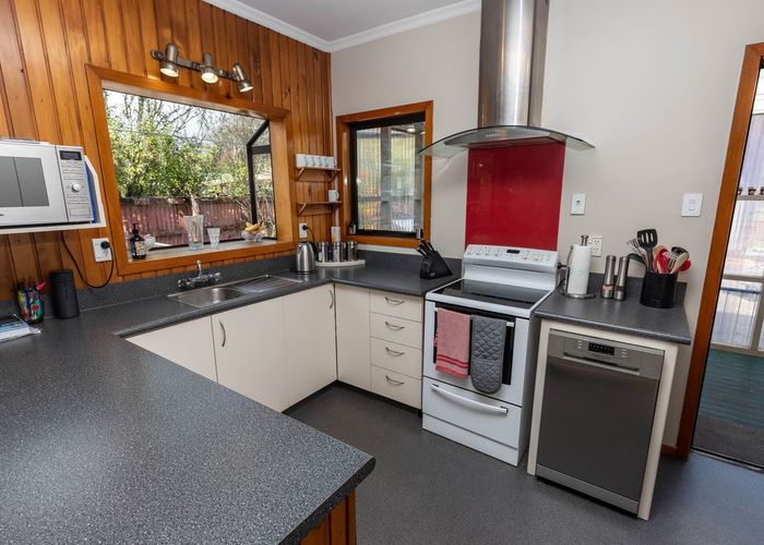  at 5 Inverness Street, Dunollie, Runanga