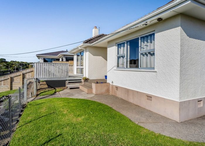  at 90 Mangorei Road, Strandon, New Plymouth