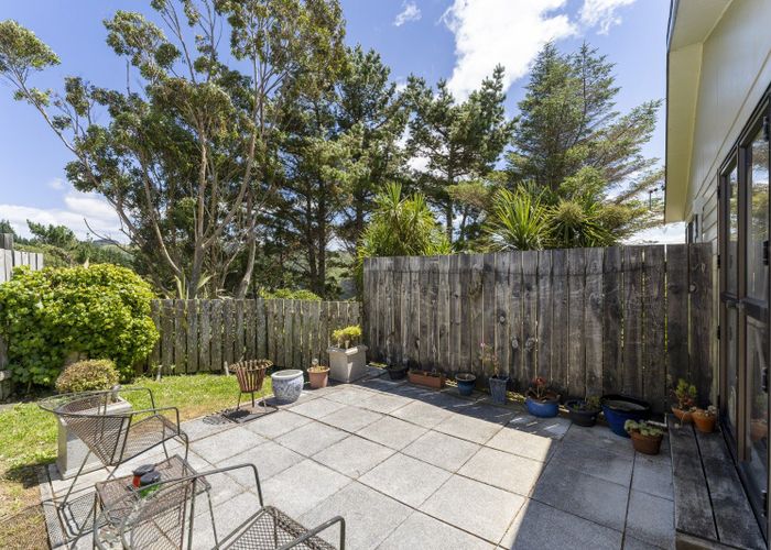  at 24 Jasmine Grove, Maungaraki, Lower Hutt