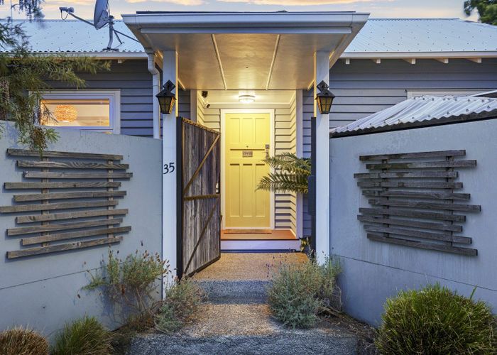  at 35 London Street, Richmond, Christchurch