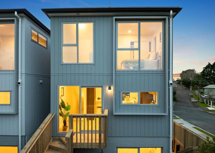  at 26B Trojan Crescent, New Lynn, Waitakere City, Auckland
