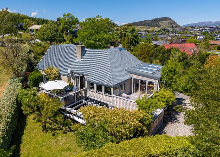  at 35 Rata Street, Wanaka