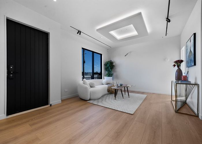  at 1/31 Wallace Road, Mangere Bridge, Manukau City, Auckland