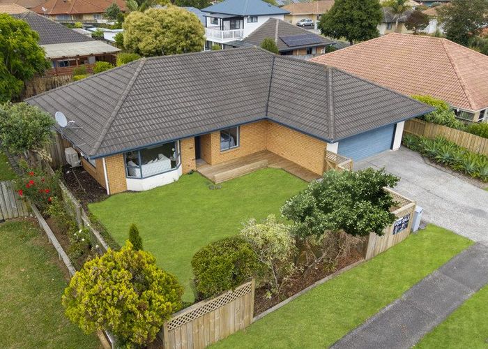  at 6 Michael Jones Drive, Flat Bush, Auckland