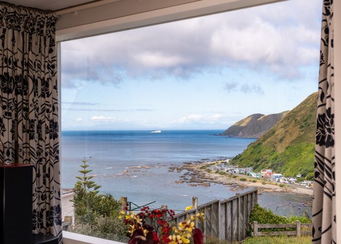  at 28 Welland Place, Island Bay, Wellington, Wellington