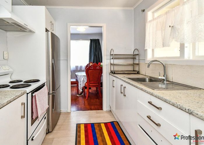  at 32 Tyrone Street, Otara, Manukau City, Auckland