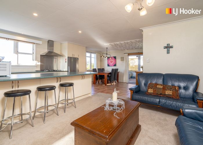  at 20 Sutcliffe Street, Saint Clair, Dunedin