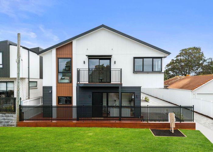  at Lot 1-6/49 Neil Avenue, Te Atatu Peninsula, Waitakere City, Auckland