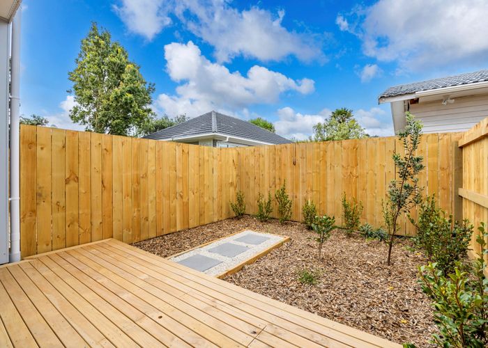  at 14C & 14D Durham Street, Te Atatu Peninsula, Waitakere City, Auckland