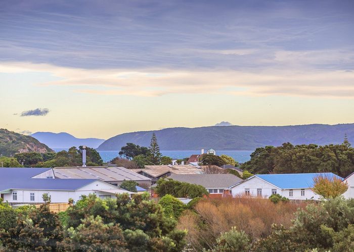  at 25 Chaffey Crescent, Titahi Bay, Porirua, Wellington