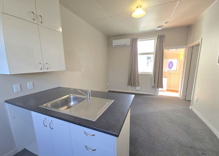  at 2/62 Nelson Street, Petone, Lower Hutt, Wellington